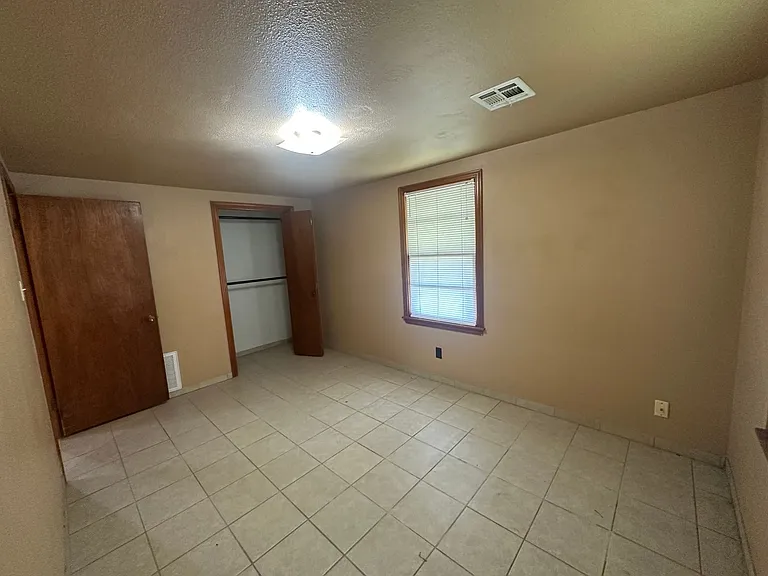 16881 Beau Kay Dr — Photo 31