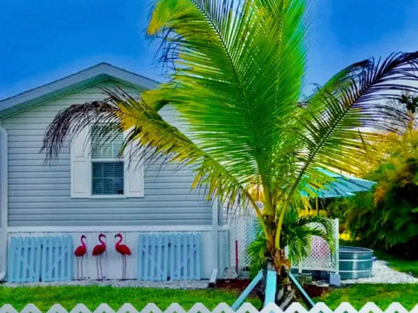 3218 Karen Dr #1, Naples, FL 34112