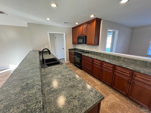5th image of 5450 Groves Ct