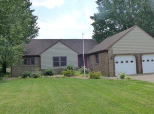 2111 W Skyview Dr, Jasper, IN 47546