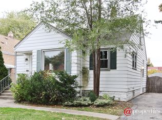 8849 S Sacramento Ave, Evergreen Park, IL