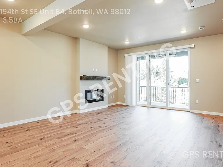 1322 194th St SE #B4 — Photo 7