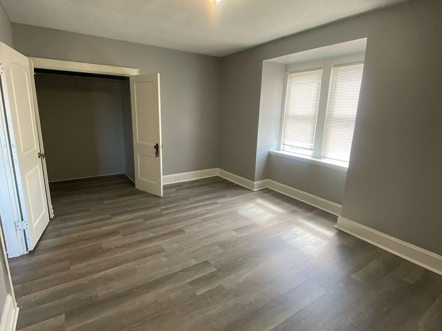 Studio, 450 sqft, $695 — Photo 2