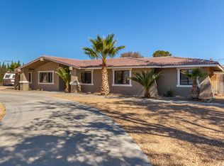 14661 Riverside Dr, Apple Valley, CA 92307