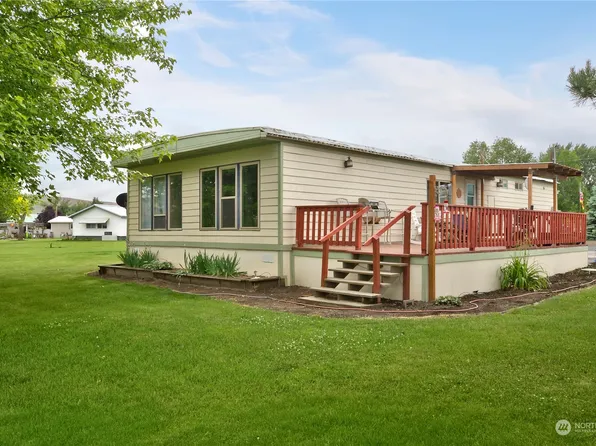 3213 S 101st Avenue, Yakima, WA 98903