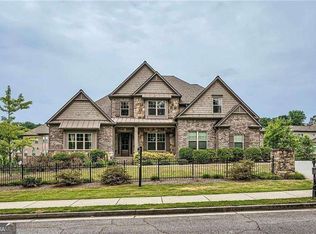 631 Mabry Rd, Sandy Springs, GA 30328