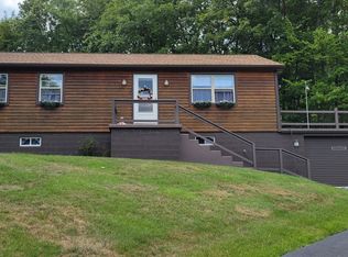 9 Woodland Dr, Lock Haven, PA 17745