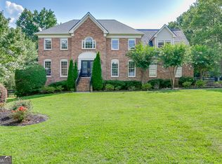 1331 Lakeshore Dr, Snellville, GA 30078