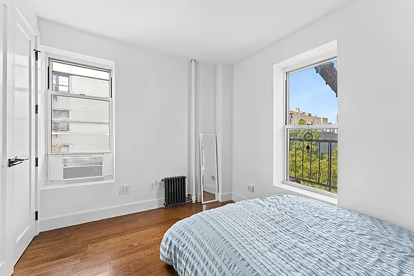 Rented by Compass | media 14