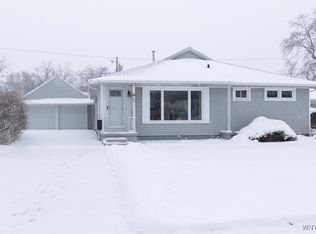 108 Brauncroft Ln, Amherst, NY 14226