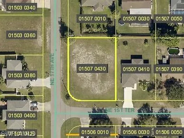 1701 NE 1st Ter, Cape Coral, FL 33909