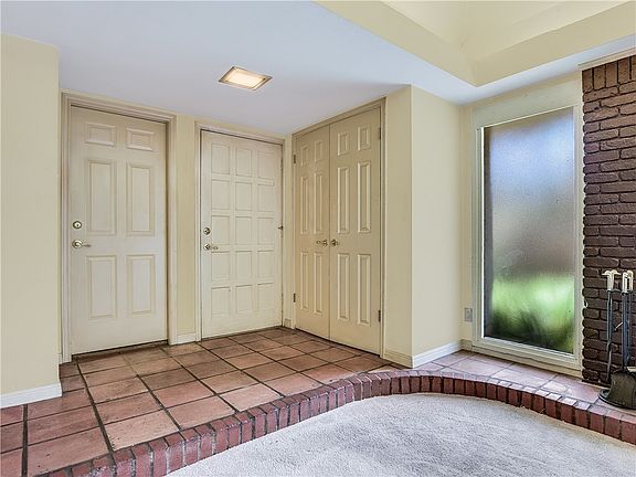 4th image of 3201 Pecos St APT 1