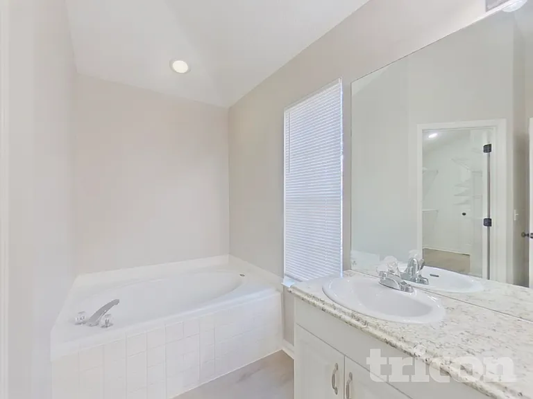 832 Garden Glen Loop — Photo 13
