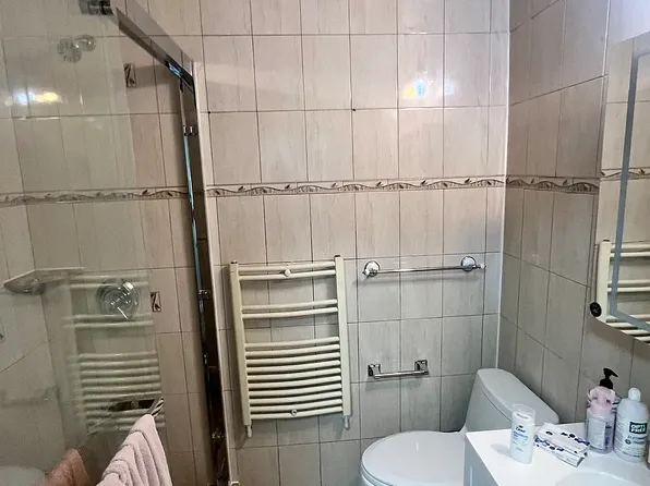 34-49 24th St #3, Astoria, NY 11106