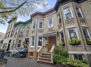409 Vanderbilt St, Brooklyn, NY 11218