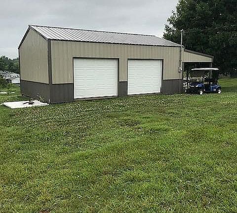 2nd image of 1216 McLeod Ln