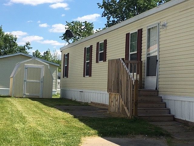 2nd image of 7417 Sioux Run
