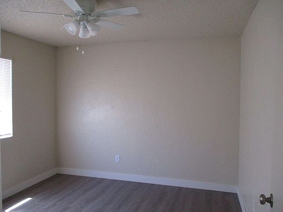4th image of 3145 N F St