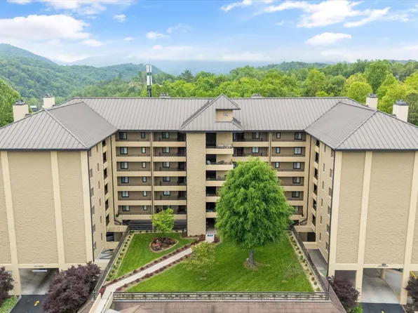 1704 Hidden Hills Rd APT 108, Gatlinburg, TN 37738
