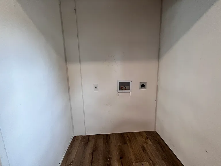 405 SE Dunham St #405 — Photo 5