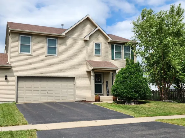 634 Bay Shore Dr, Hampshire, IL 60140