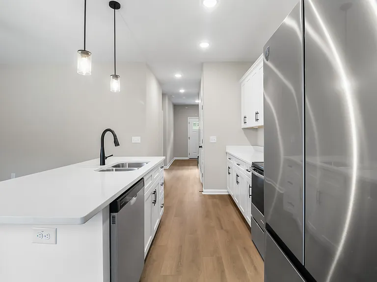 409 Cook Dr #B — Photo 12