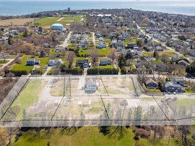 255 Prospect Ave, Middletown, RI, 02842