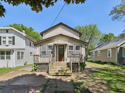 108 North Oakhill Avenue, Janesville, WI, 53548