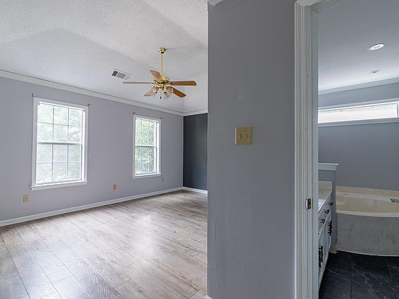 5th image of 2182 Lakefield Cv