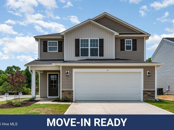 9 W Emily Gardens Drive, Selma, NC 27576