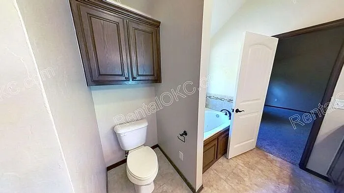 5824 Lost Deer Dr — Photo 30