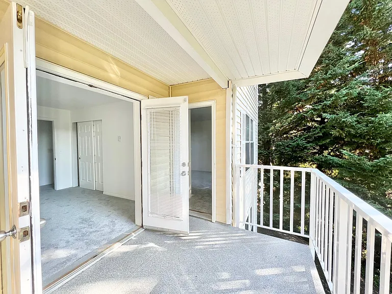2720 118th Ave SE #10-201 — Photo 38