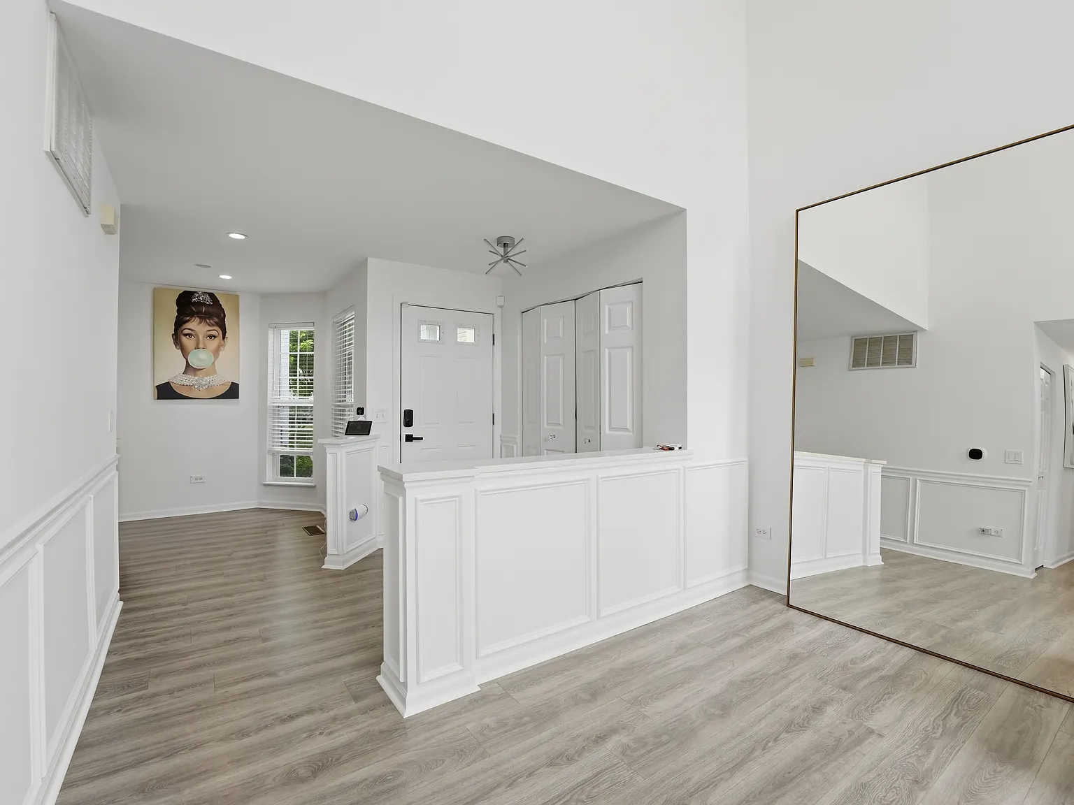 2 bed, 1252 sqft, $2,600 — Photo 4