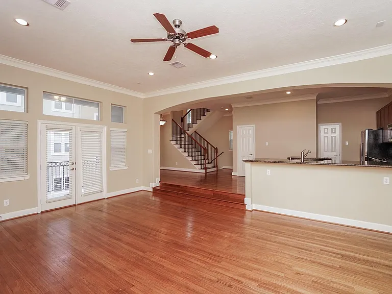 5730 Kansas St #B — Photo 9