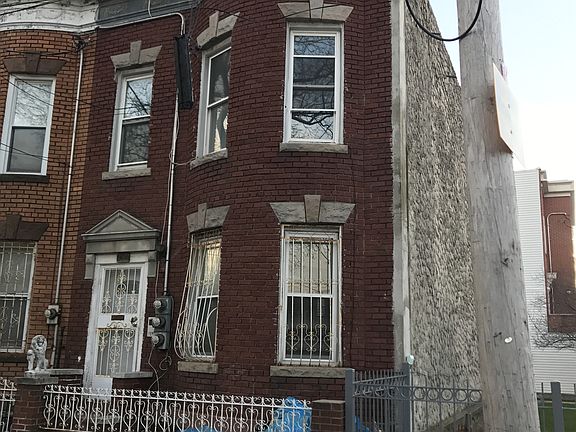 2nd image of 5755 Northview Dr