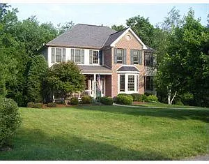 4622 Trillium Trl photo 1