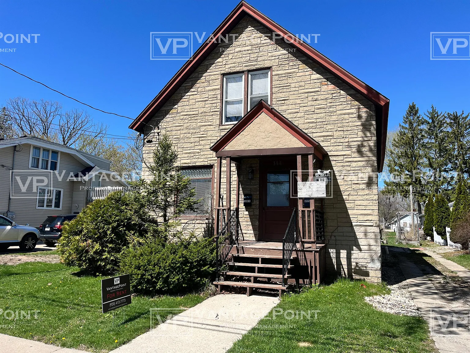 144 Oak Street (Blink) - Lower — Photo 1