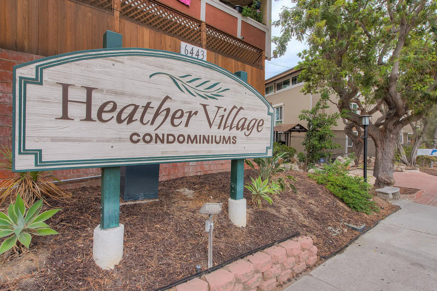 2 bed, 885 sqft, $3,250 — Photo 4