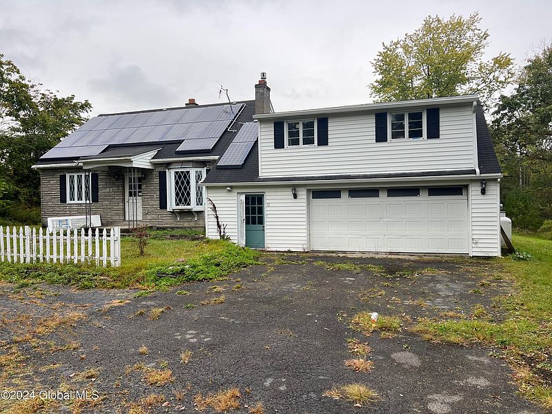 2nd image of 111 Snake Hill Road
