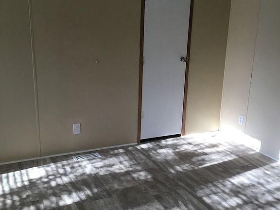 5th image of 1854 E Long Acres Dr SW