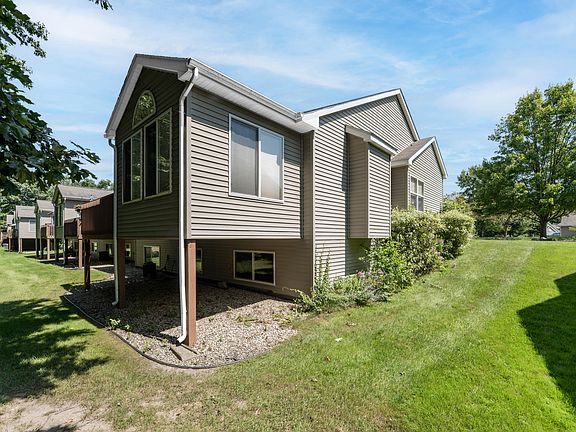 5th image of 1364 Tanager Ln
