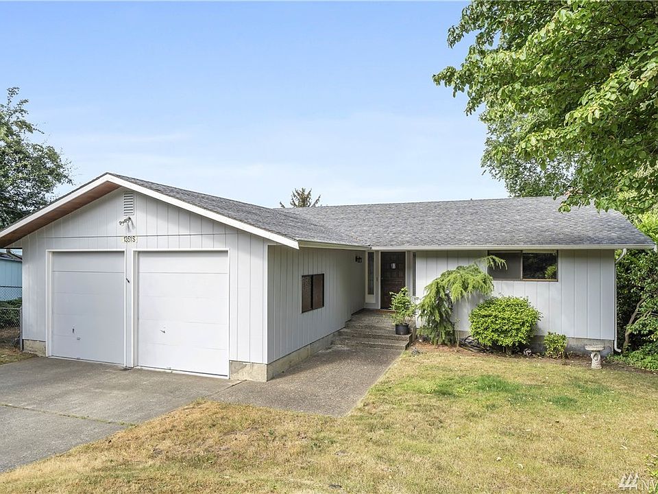 1st image of 1351 Country Club Dr