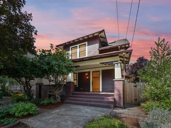 707 SE 48th Ave, Portland, OR 97215
