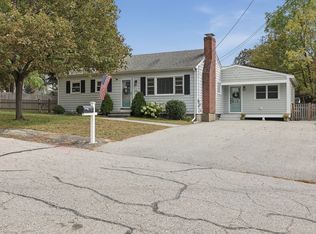 2 Azalea Rd, Newburyport, MA 01950