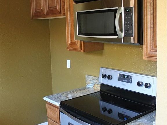 2nd image of 4513 Palm Ave