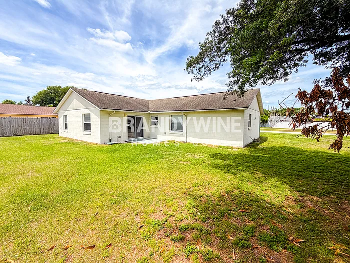 7108 Steffie Ln — Photo 18