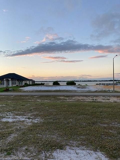 1st image of 515 Sunset Pointe Dr