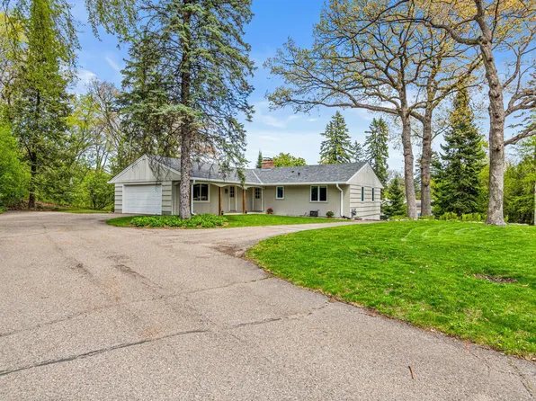 4230 Maple Ln, Minnetonka, MN 55345