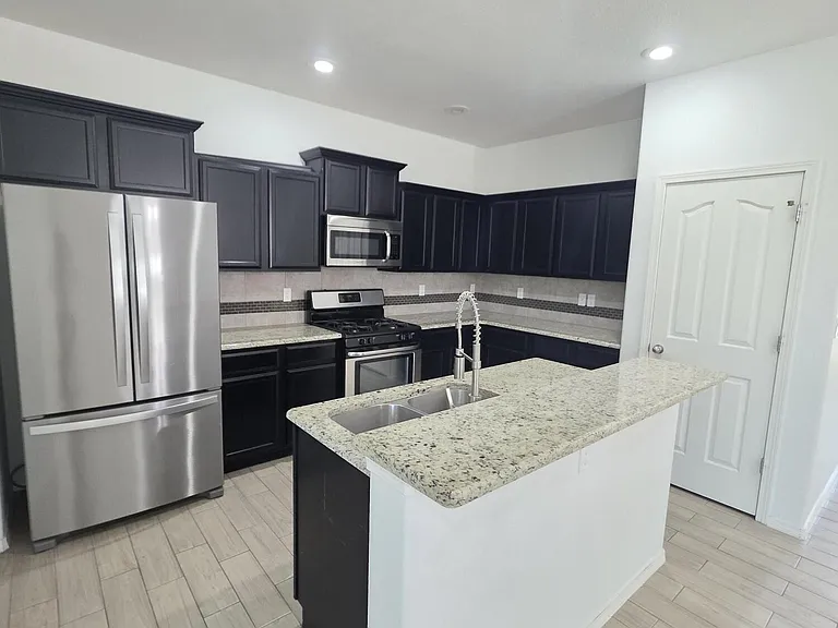 7517 Red Cedar Dr — Photo 7