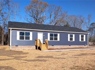 2184 Meadow Ridge Rd, Burlington, NC 27217